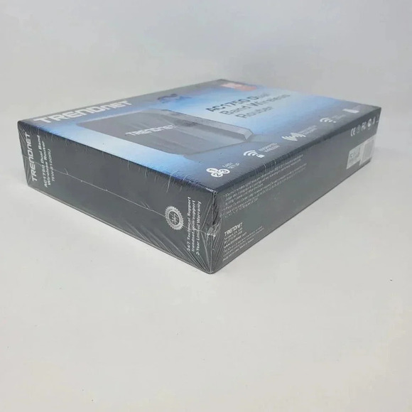 TRENDnet‎ TEW-812DRU AC1750 Dual Band Wireless Router 4 Port Gigabit USB LED - Picture 4 of 13